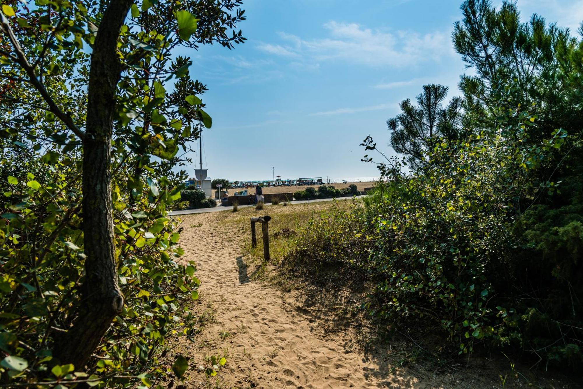 אפרטהוטל ביביונה Residenza Al Parco מראה חיצוני תמונה